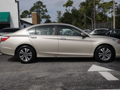 Used 2015 Honda Accord LX image 15