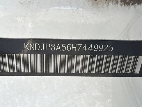 Used 2017 Kia Soul + w/ Designer's Package FWD image 31