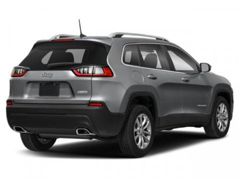 Used 2019 Jeep Cherokee Limited w/ Luxury Group image 2