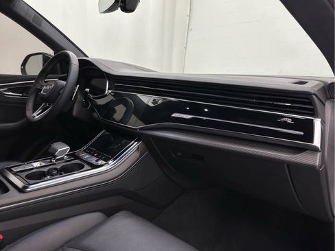 Used 2023 Audi RS Q8 w/ Black Optic Package AWD/4WD image 17