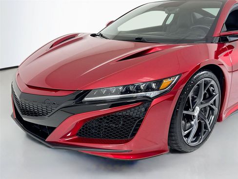 Used 2017 Acura NSX AWD/4WD image 38