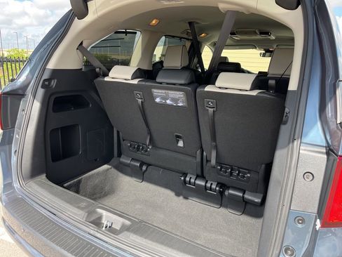 Used 2026 Honda Odyssey Elite image 9