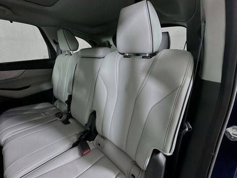 Used 2023 Acura MDX SH-AWD w/ Advance Package image 25