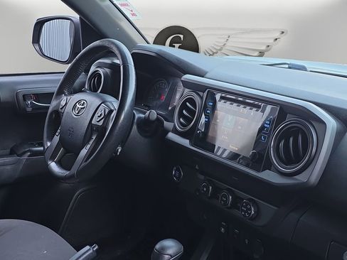Used 2019 Toyota Tacoma TRD Off-Road RWD image 22