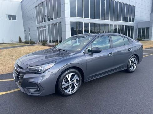Used 2025 Subaru Legacy Premium AWD/4WD image 1