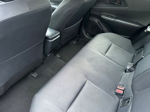 Used 2023 Toyota Prius LE image 4