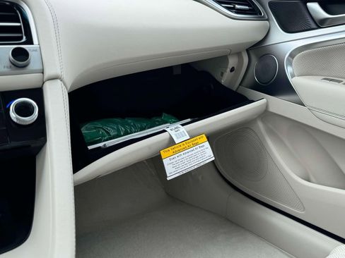 New 2026 Genesis G70 2.5T Prestige image 30