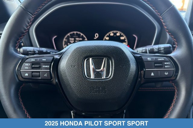 Certified 2025 Honda Pilot Sport image 27