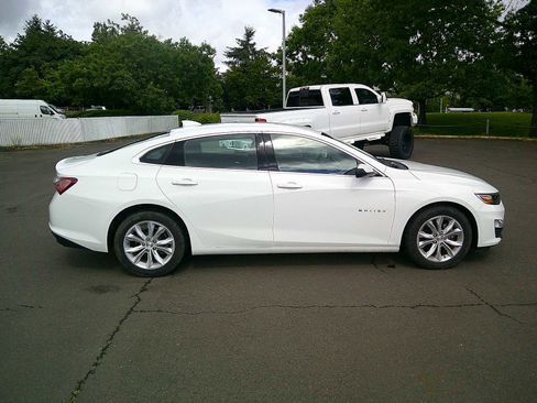Used 2020 Chevrolet Malibu LT FWD image 6