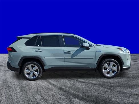 Used 2021 Toyota RAV4 XLE Premium AWD/4WD image 3