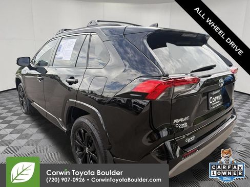 Used 2024 Toyota RAV4 SE w/ Convenience Package AWD/4WD image 5