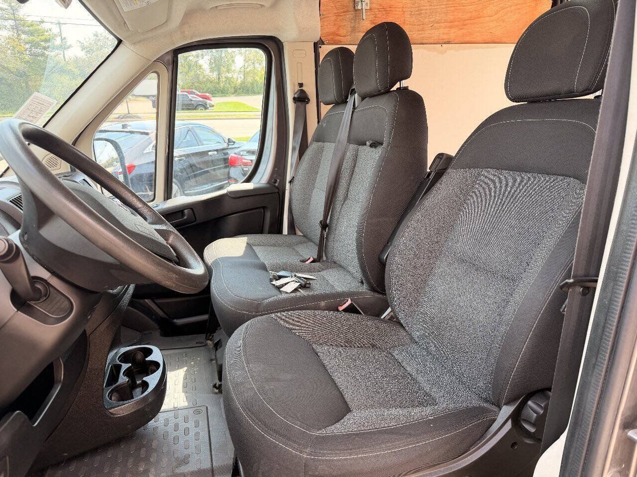 Used 2014 RAM ProMaster 2500 w/ Cargo Convenience Group FWD image 9
