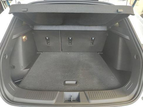 New 2025 Chevrolet Trax RS w/ Sunroof Package image 30