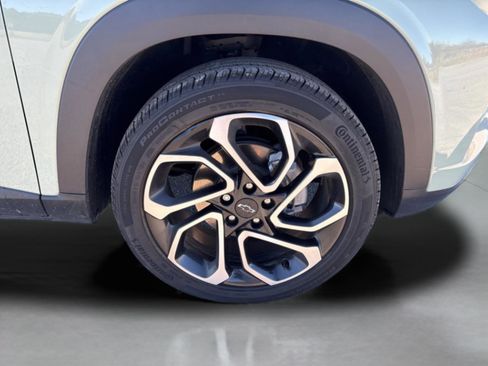 Used 2024 Chevrolet Trax RS w/ Driver Confidence Package image 39