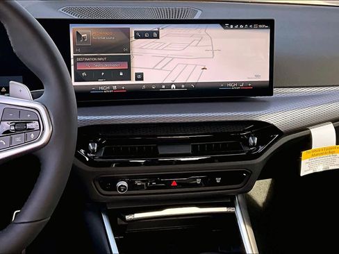 New 2026 BMW 330i Sedan w/ M Sport Package image 6