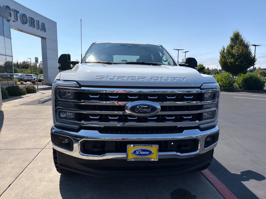 Used 2025 Ford F350 Lariat w/ Camper Package AWD/4WD image 7