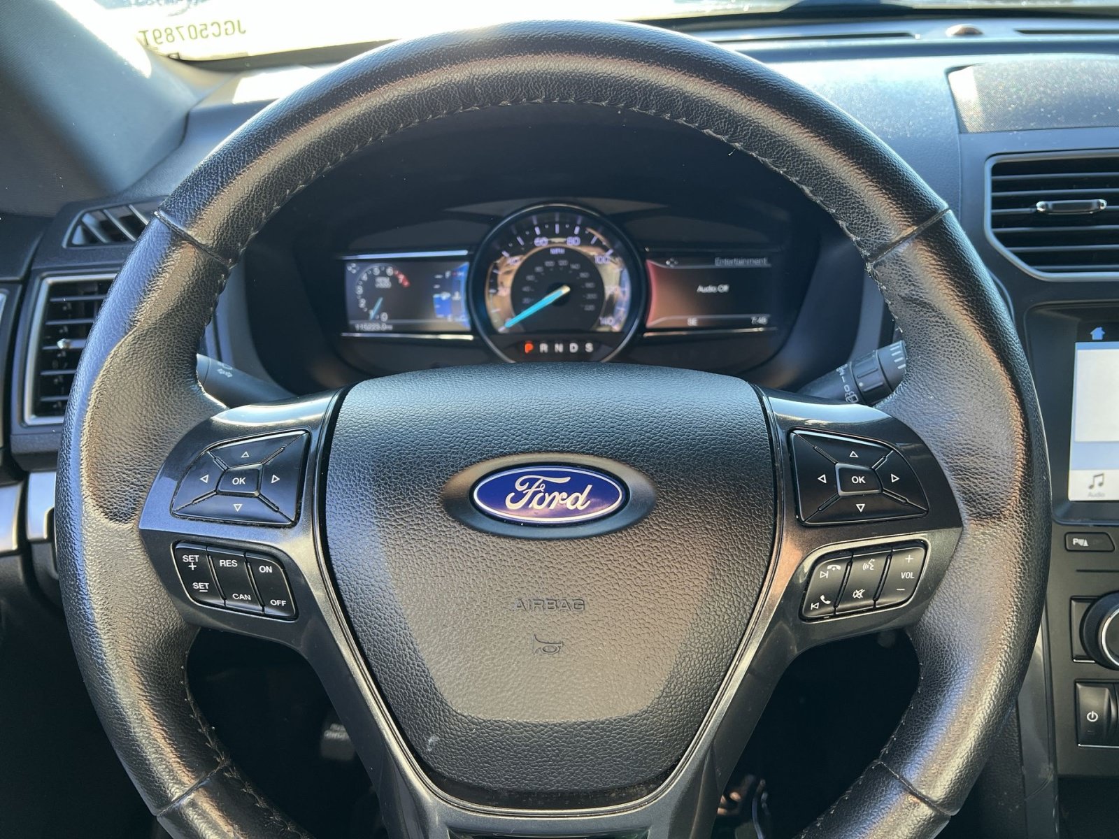Used 2018 Ford Explorer XLT w/ Equipment Group 202A AWD/4WD image 24