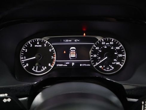 Used 2025 Nissan Pathfinder SV AWD/4WD image 22