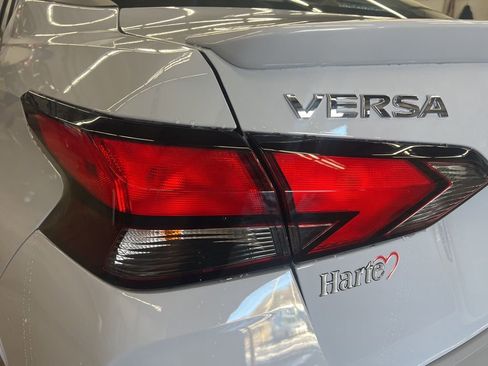 New 2025 Nissan Versa SR image 18