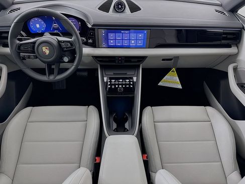 New 2026 Porsche Macan Electric image 29