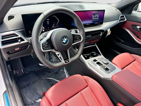New 2026 BMW 330i Sedan w/ M Sport Package RWD image 7