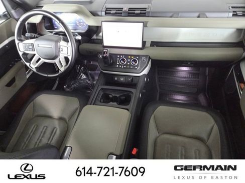 Used 2022 Land Rover Defender 110 X-Dynamic SE image 30