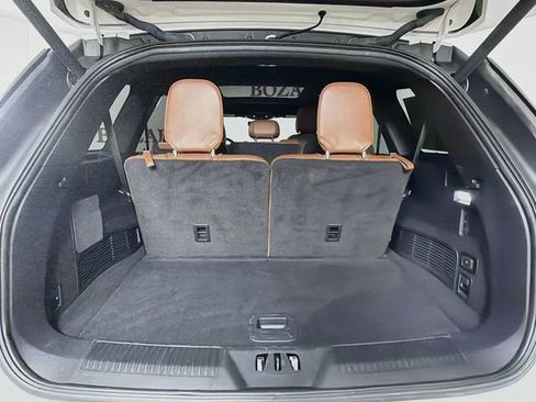Certified 2023 Lincoln Aviator Reserve w/ Equipment Group 201A RWD image 32