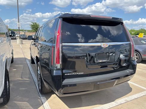 Used 2016 Cadillac Escalade ESV Platinum image 5