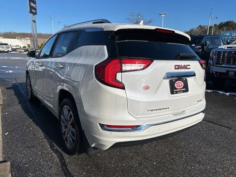 Used 2023 GMC Terrain Denali image 4