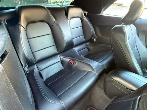 Used 2016 Ford Mustang Premium RWD image 26