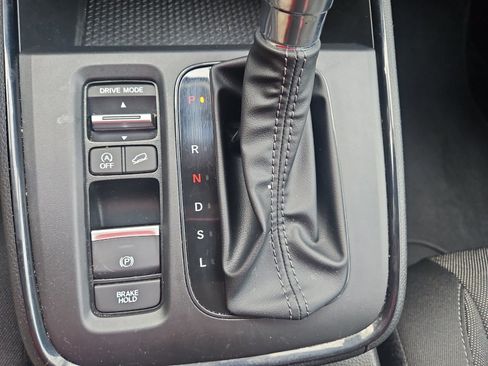 Used 2024 Honda CR-V LX image 10