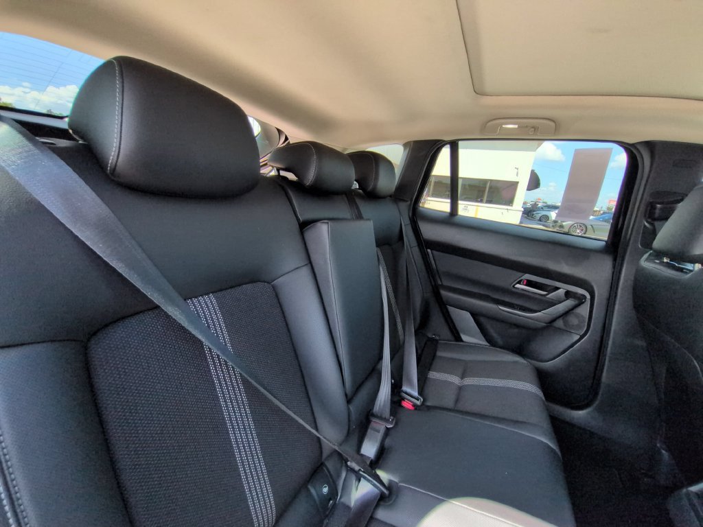 Used 2025 MAZDA CX-50 AWD 2.5 S w/ Premium Package image 29