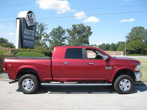 Used 2015 RAM 2500 Laramie w/ Protection Group image 8