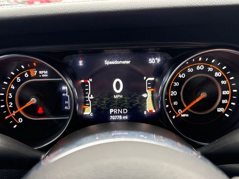 Used 2021 Jeep Wrangler Unlimited Sahara image 25