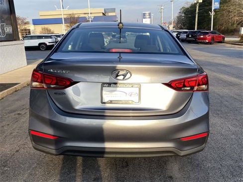 Used 2019 Hyundai Accent SEL image 6
