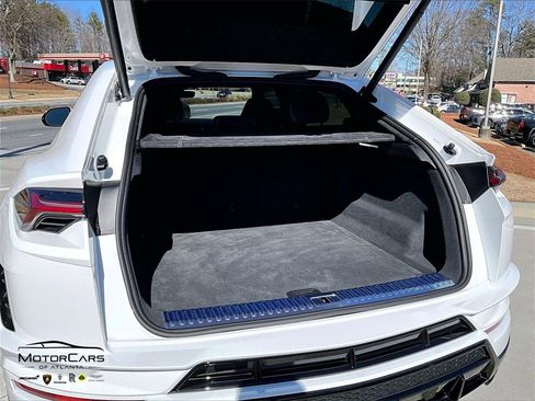 Used 2023 Lamborghini Urus S image 33