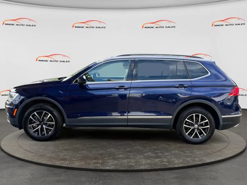 Used 2021 Volkswagen Tiguan SE w/ Panoramic Sunroof Package AWD/4WD image 7