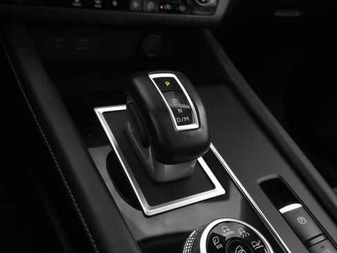 Used 2023 Mitsubishi Outlander SE image 21