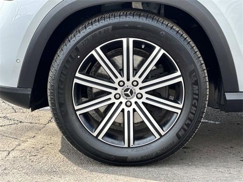 Certified 2025 Mercedes-Benz GLE 350 4MATIC image 9