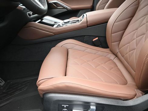 New 2026 BMW X6 xDrive40i w/ Premium Package AWD/4WD image 13