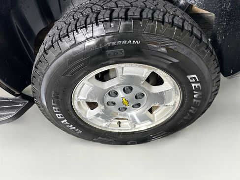 Used 2013 Chevrolet Tahoe LT w/ Luxury Package image 11