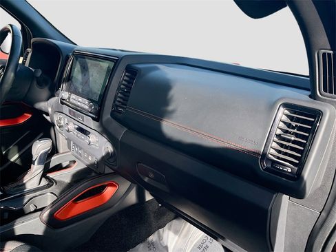 Used 2023 Nissan Frontier PRO-4X w/ Pro Convenience Package image 29