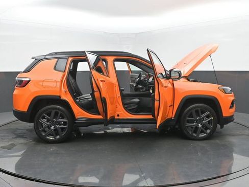 New 2026 Jeep Compass Limited w/ Sun, Sound & Navigation Group AWD/4WD image 57