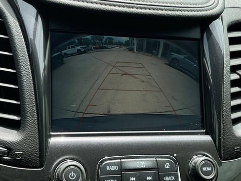 Used 2019 Chevrolet Impala Premier FWD image 19