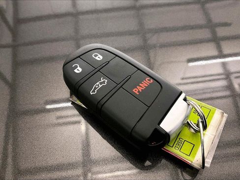 Used 2021 Dodge Challenger R/T Scat Pack image 9