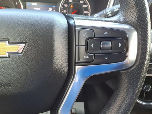 Used 2022 Chevrolet Blazer LT FWD image 19