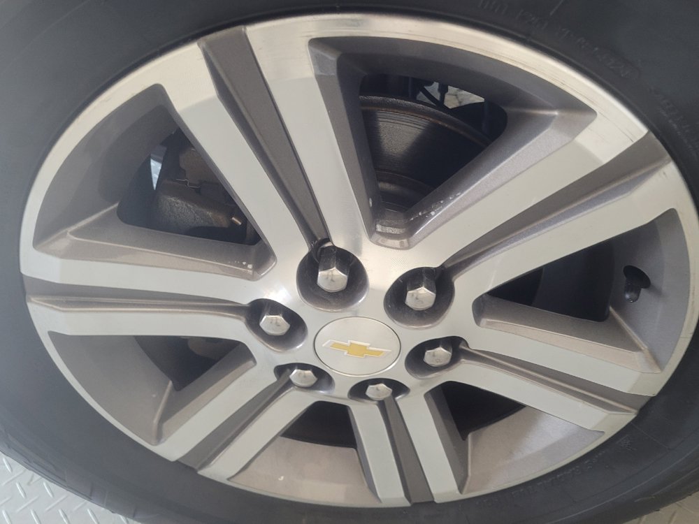 Used 2017 Chevrolet Traverse LT FWD image 31