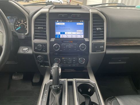Used 2018 Ford F150 Lariat image 14
