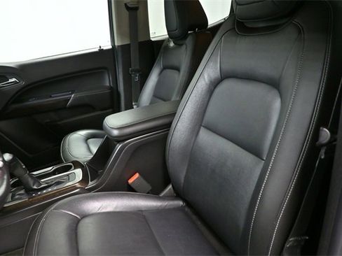 Certified 2018 GMC Canyon SLT w/ Driver Alert Package image 11