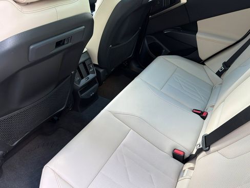 Used 2025 BMW X3 xDrive30i w/ Convenience Package image 15